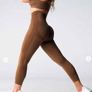 NVGTN Contour performance leggings